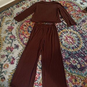 SHEIN Matching Top & Bottom Outfit